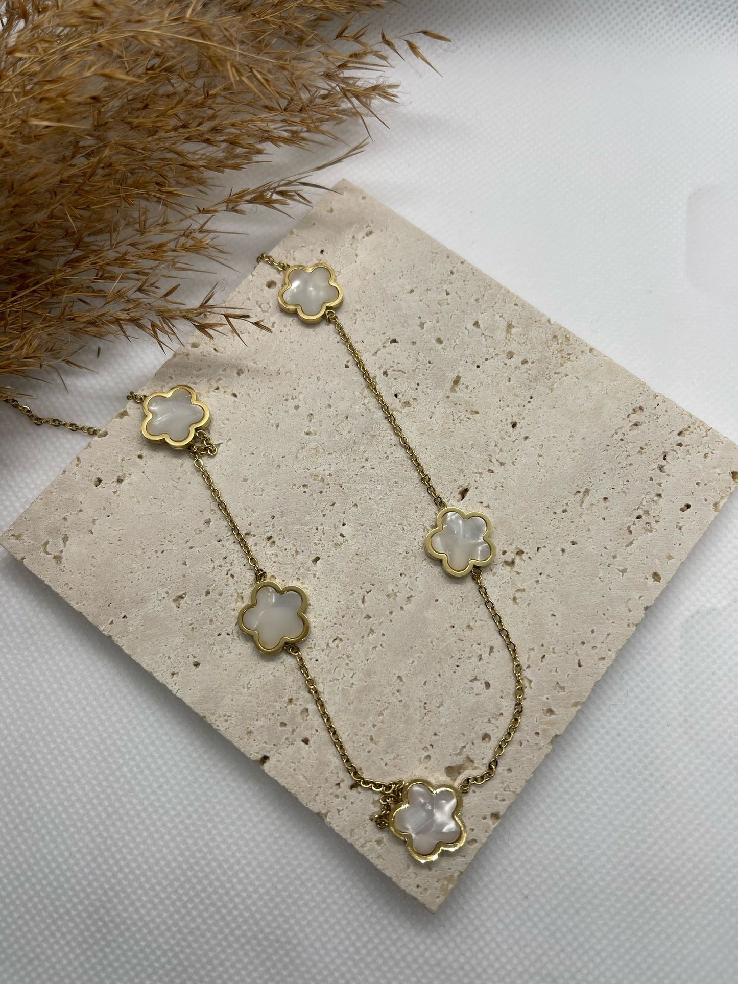 Collier Winter